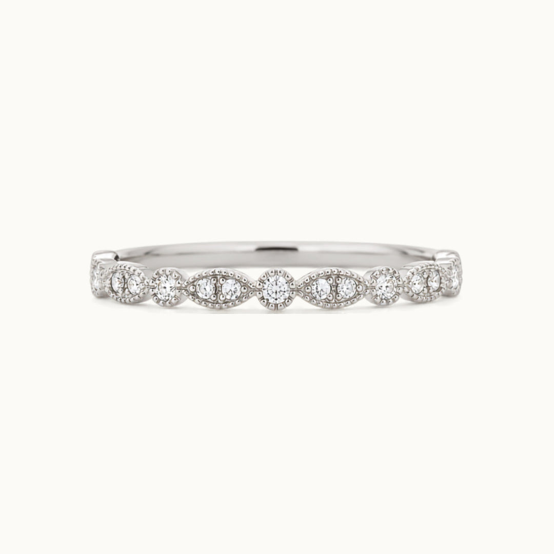 Violet Ring in recycled 18K white gold, a vintage milgrain band with lab-grown diamonds