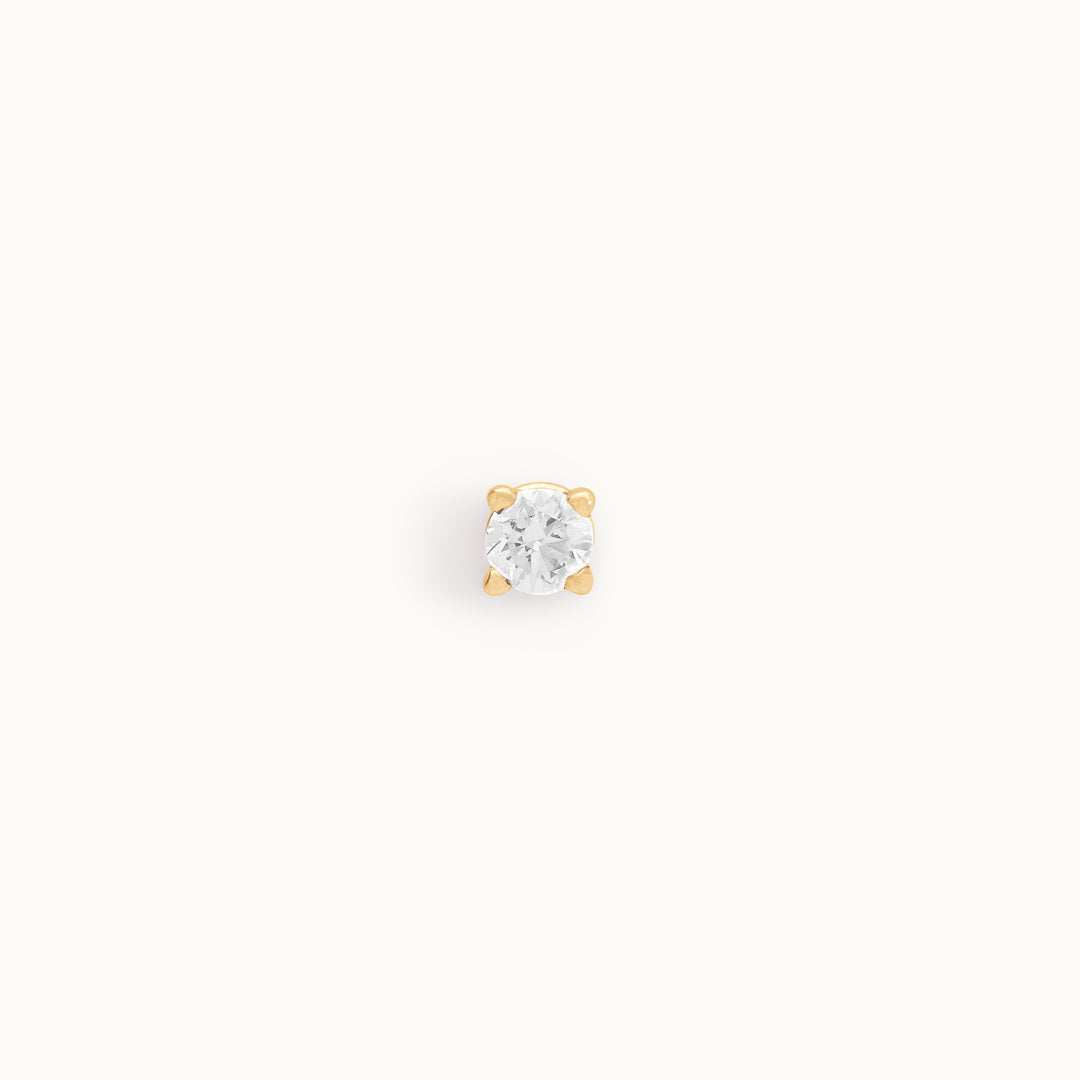 Classic 3 mm (0.10 ct) lab-grown diamond stud earring in recycled 18K yellow gold.