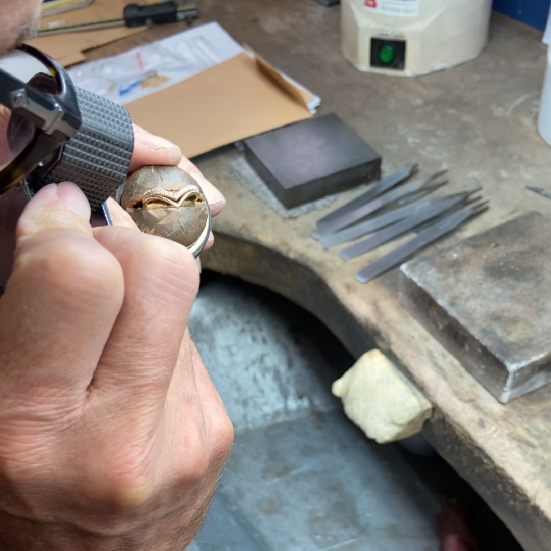 Goldsmith Refining Bespoke Engagement Rings Antwerp — Custom Design | Juna Fae