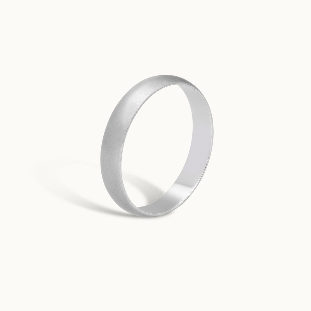 The Classic Ring | Medium 4mm