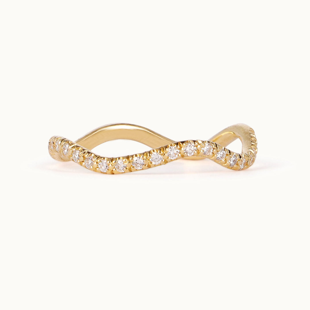 Cordelia diamond ring in 18k recycled yellow gold with lab-grown diamonds