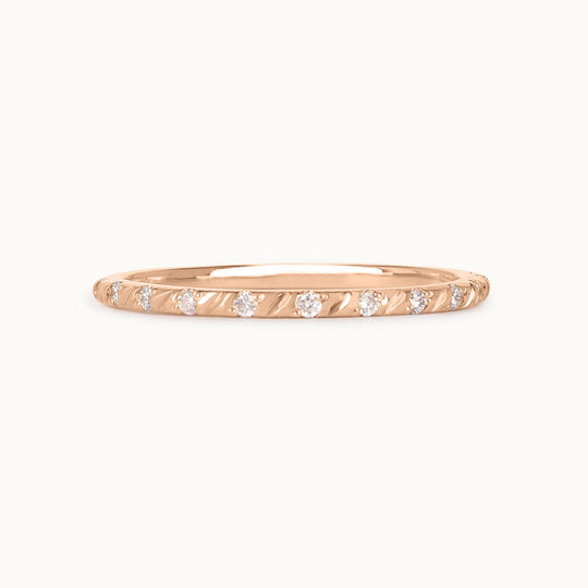 Daisy diamond band ring in 18K recycled rose gold with lab-grown diamonds