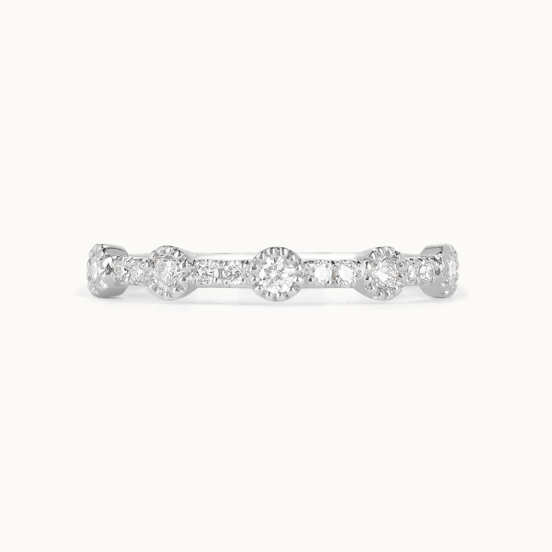 Jasmine diamond ring in 18k recycled white gold with lab-grown diamonds