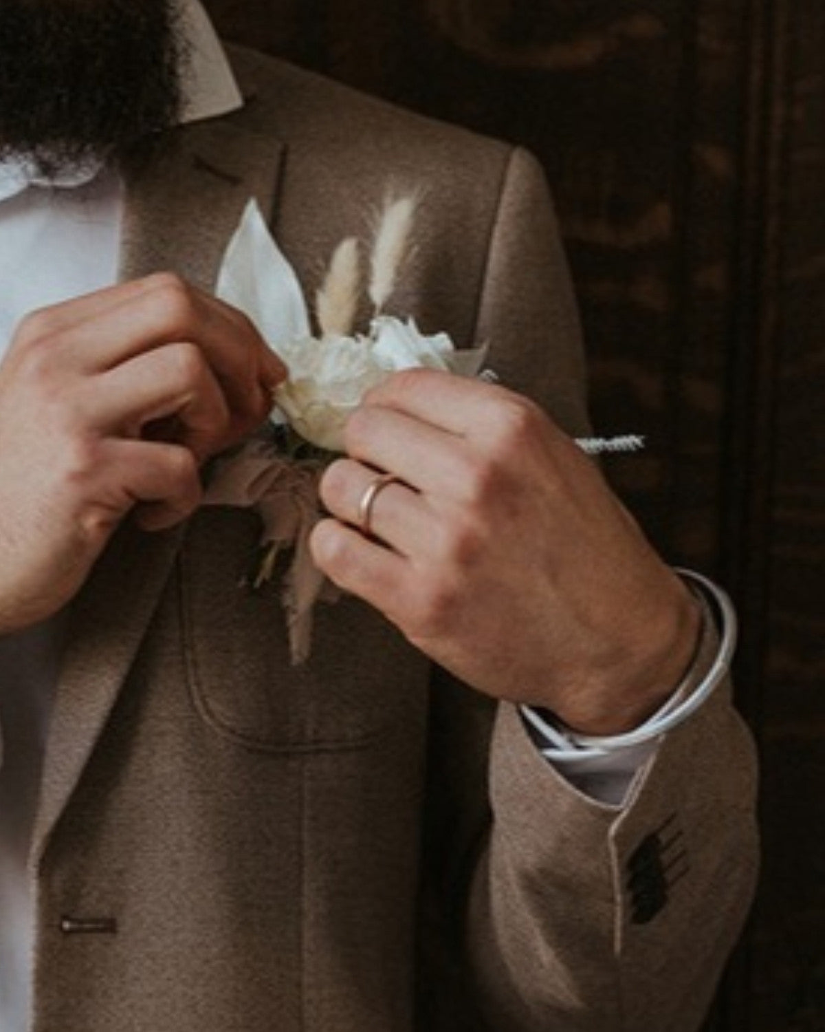 The Hammered Ring | Medium 4mm worn on the hand