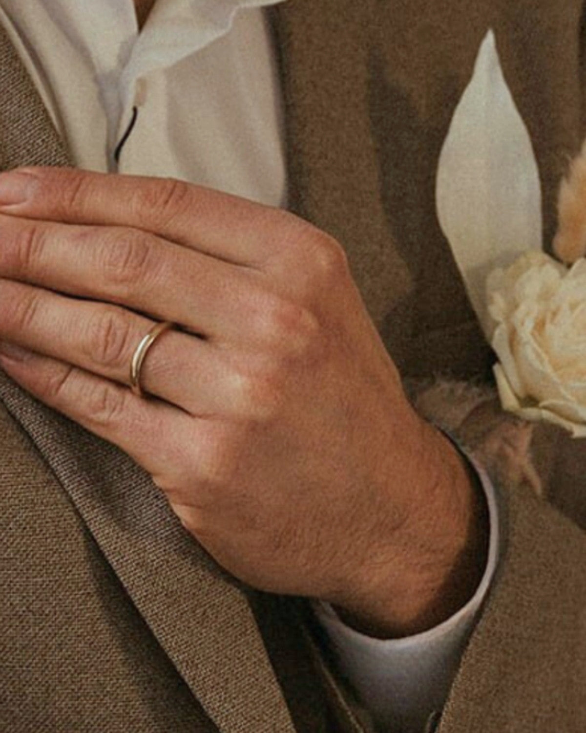 The Classic Ring | Medium 4mm worn on the hand
